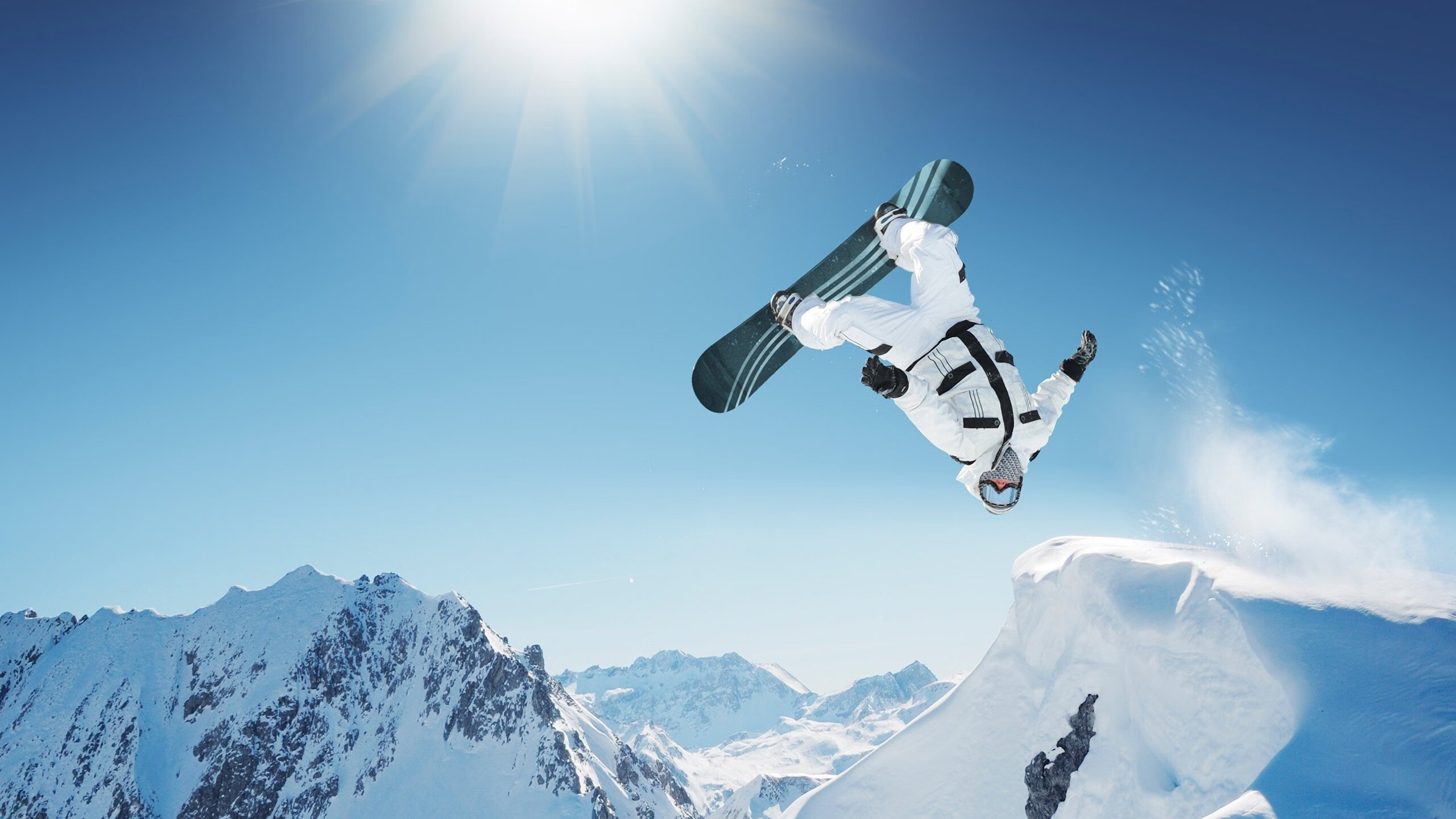 世界杯“赞助商对决” 场上对阵背后是品牌暗战